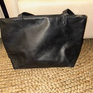 Thirty-one Modern Tote Bag